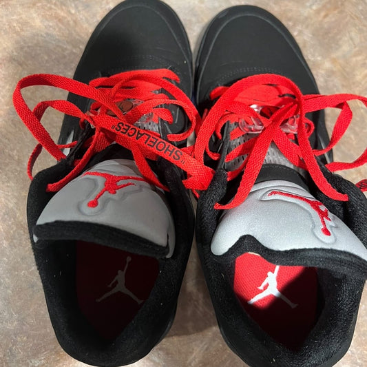 Jordan 5 Black Metallic - Sz 9.5