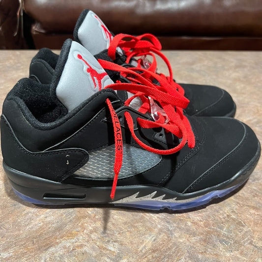 Jordan 5 Black Metallic - Sz 9.5