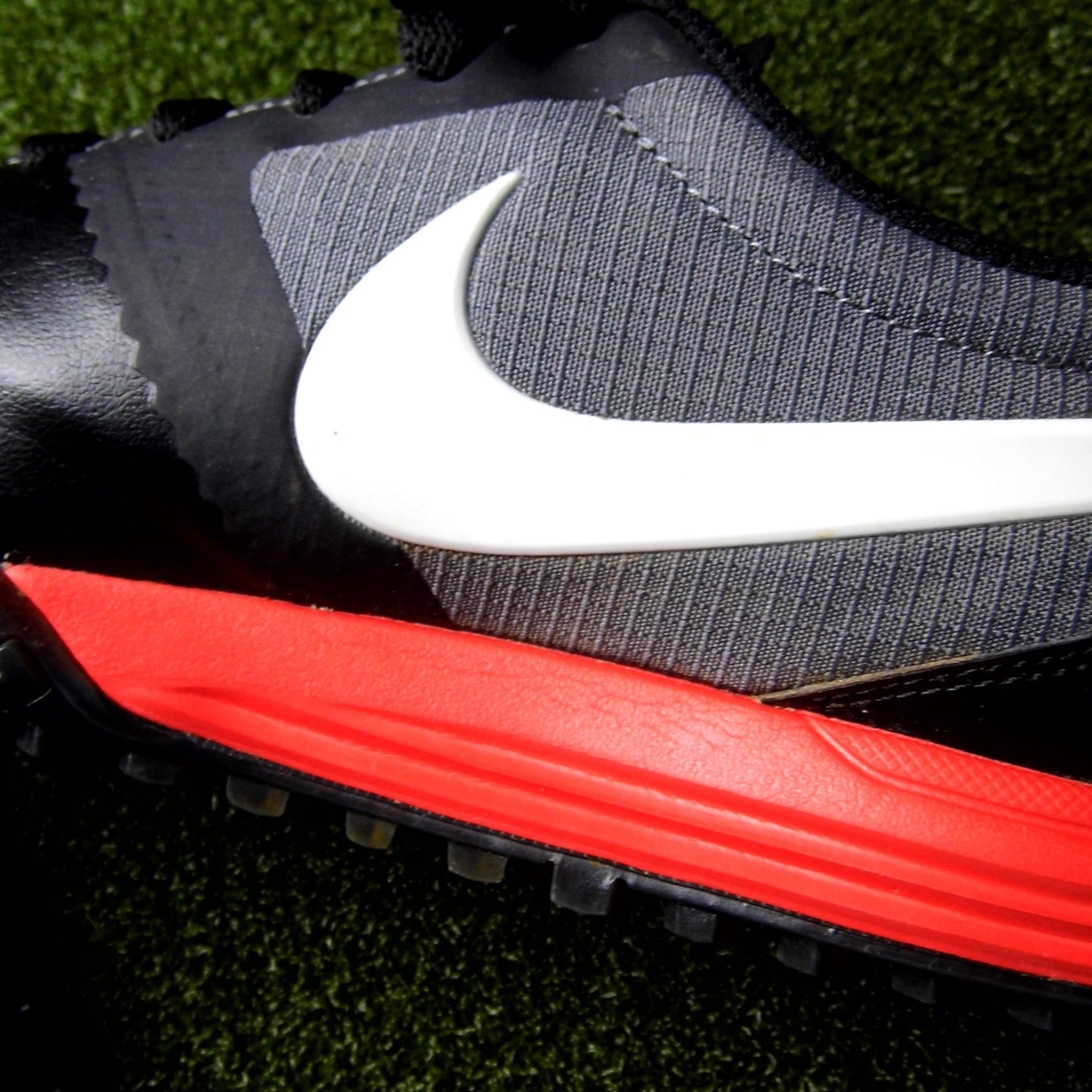 Nike Lunar Mont Royal Red - Sz 9.5