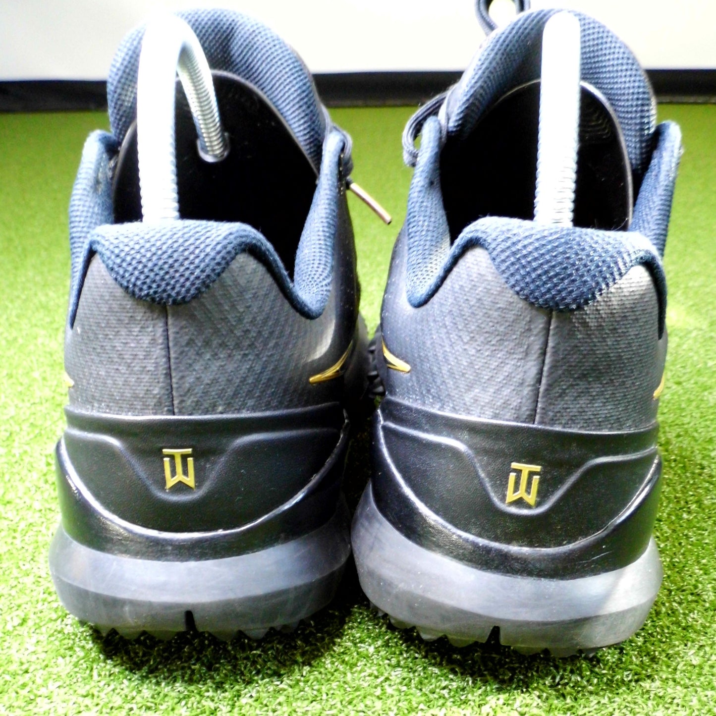 TW 14 Black/Gold - Sz 13