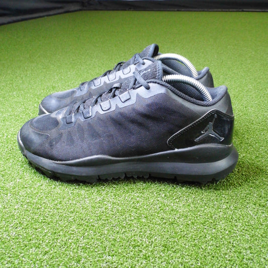 Jordan Dominate Pro Black - Sz 9