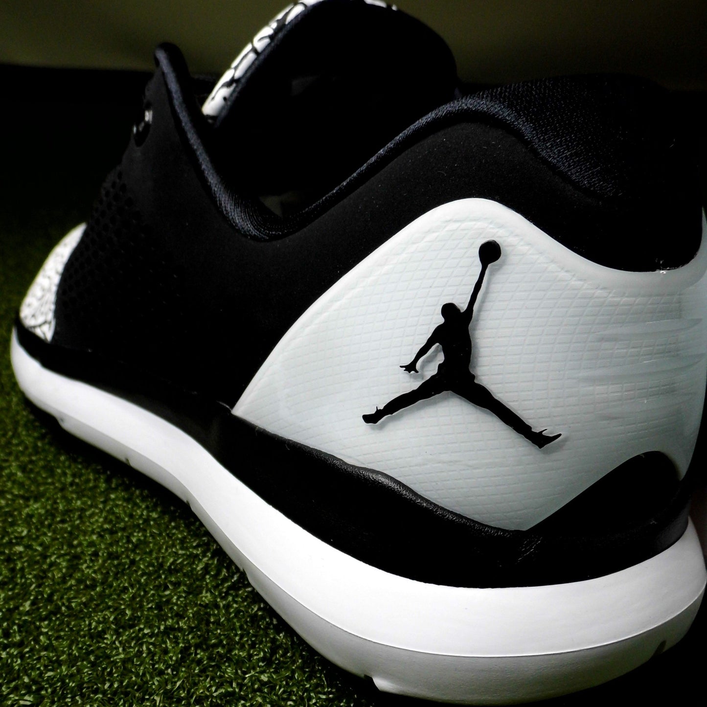 Jordan Trainer ST Oreo - Sz 14