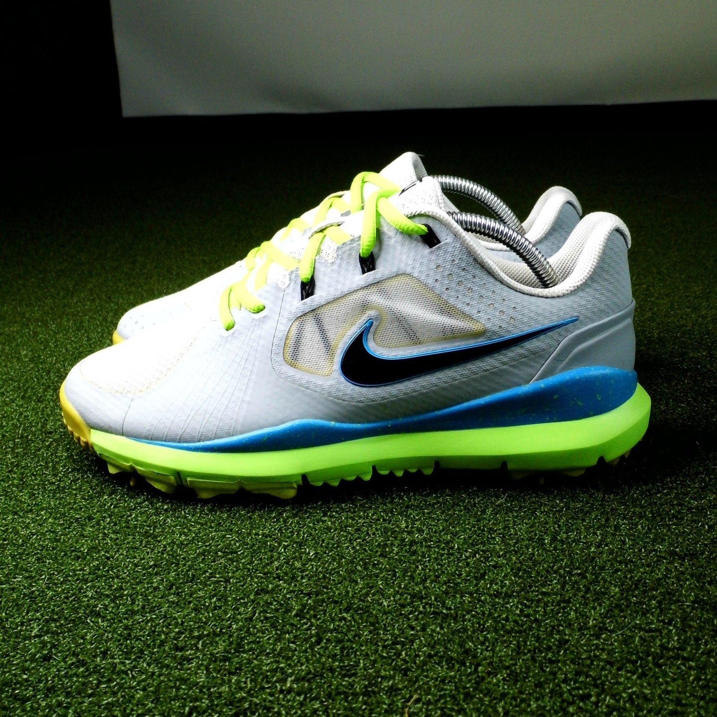 TW 14 Nike iD Grey Volt Sz 10.5 Golf is Dead