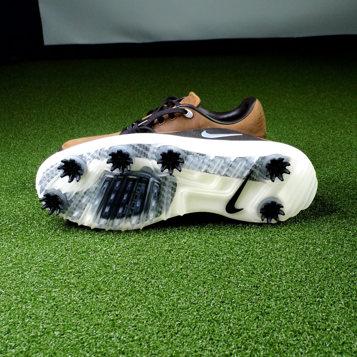 Air Zoom Precision Brown - Sz 9