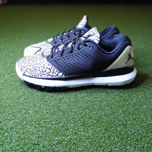 Jordan Trainer ST Oreo - Sz 9.5