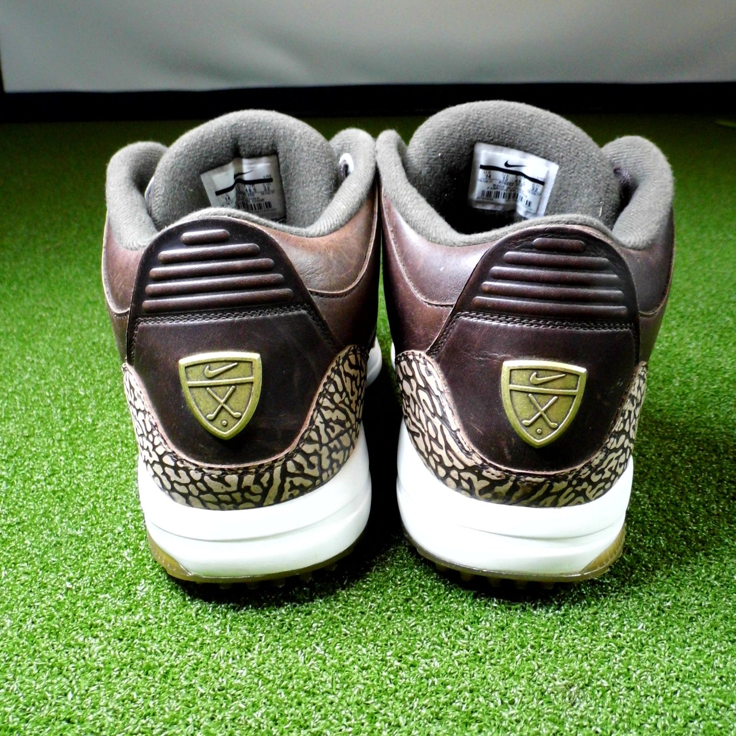 Jordan 3 Brown - Sz 14