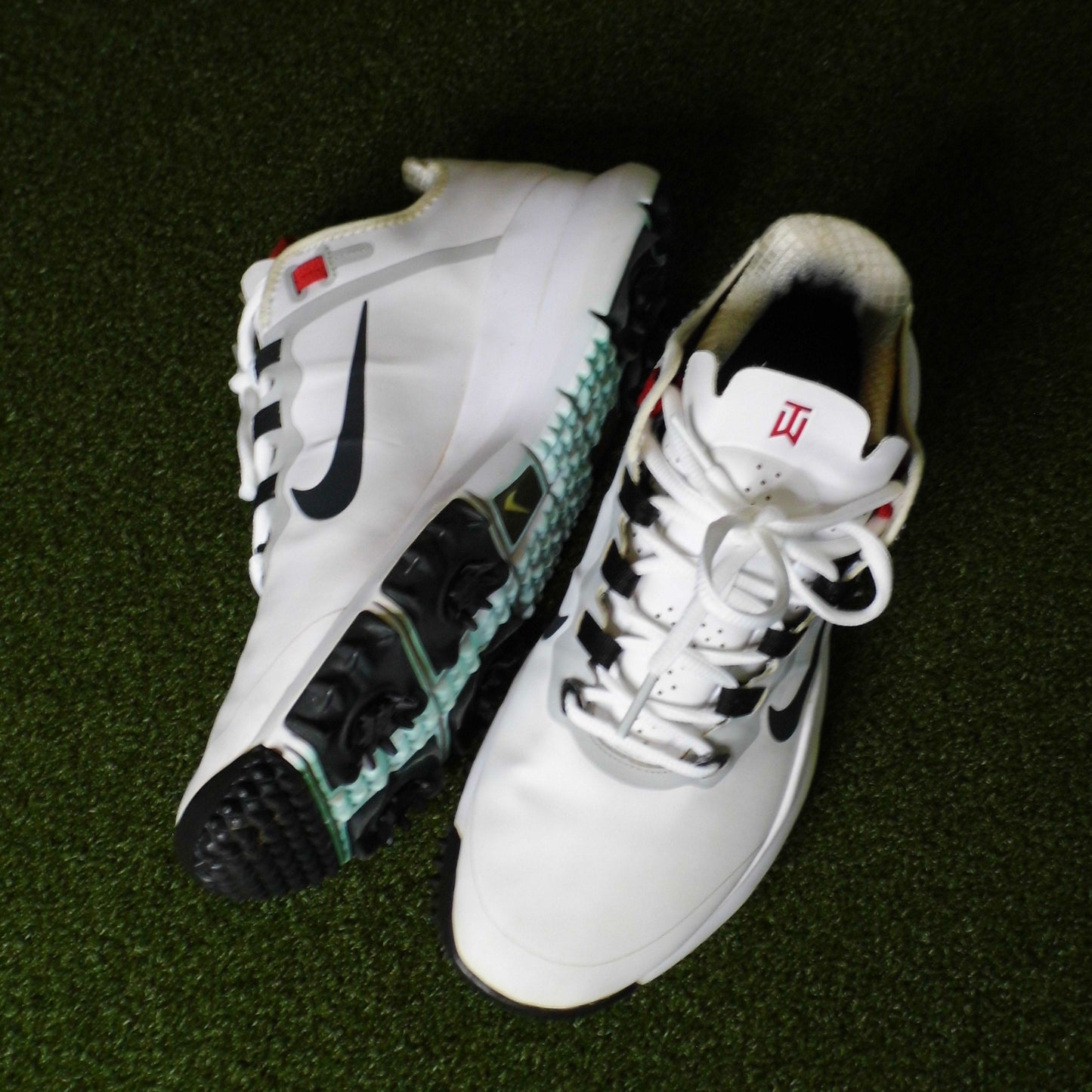 Tiger Woods 13 White - Sz 10