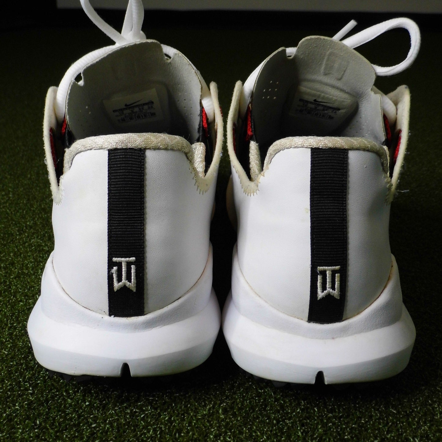 Tiger Woods 13 White - Sz 10